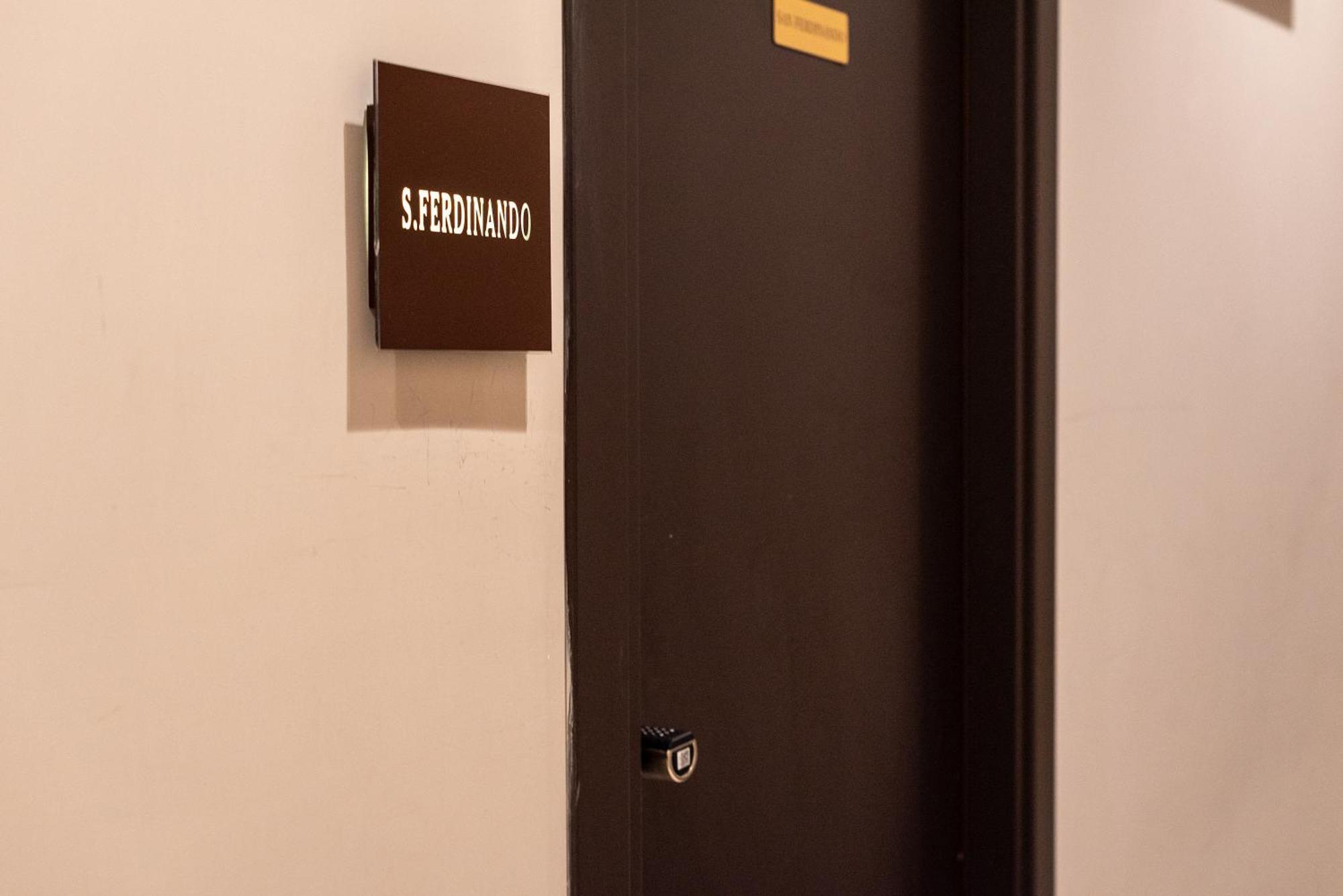 Bed and Breakfast Neapolis Lifestyle Екстер'єр фото